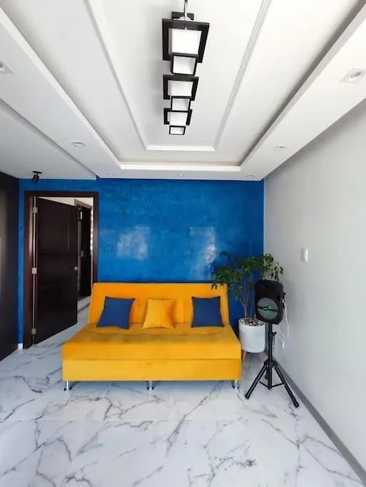 Apartamento Moderno En Centro Historico De Quito Ecuador