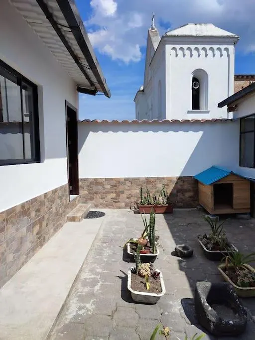 Apartamento Moderno En Centro Historico De Quito Ecuador